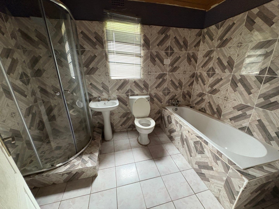 4 Bedroom Property for Sale in Dimbaza Eastern Cape